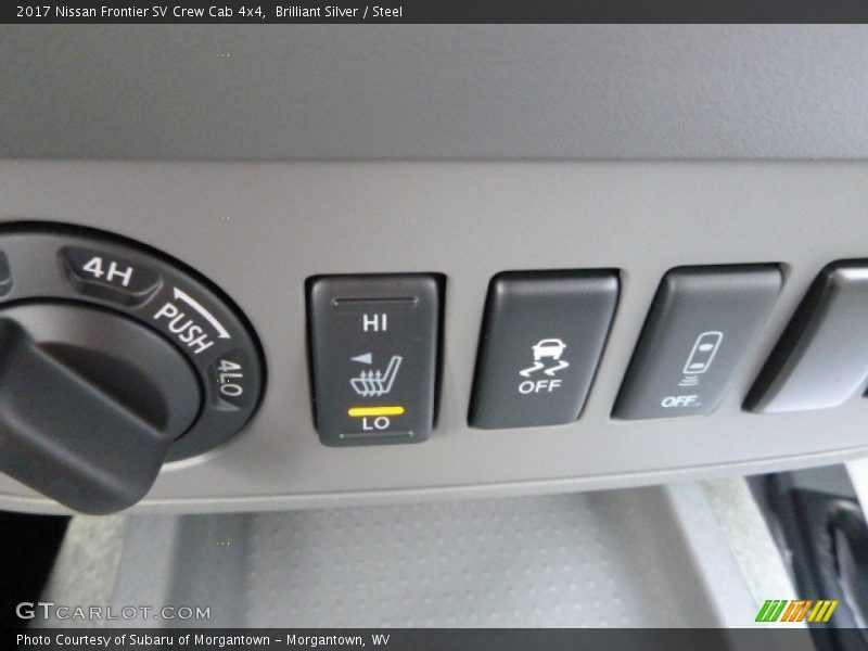 Brilliant Silver / Steel 2017 Nissan Frontier SV Crew Cab 4x4