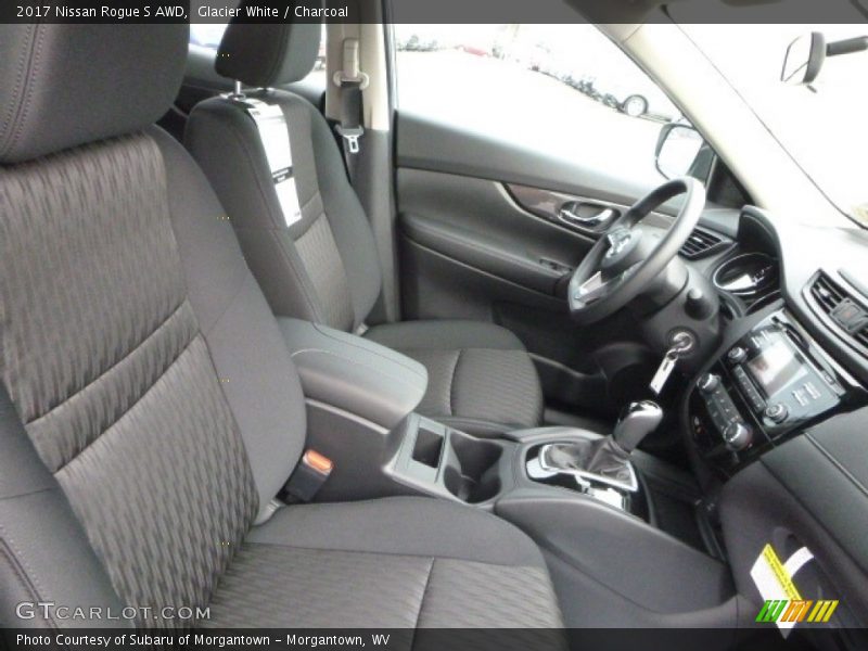 Glacier White / Charcoal 2017 Nissan Rogue S AWD