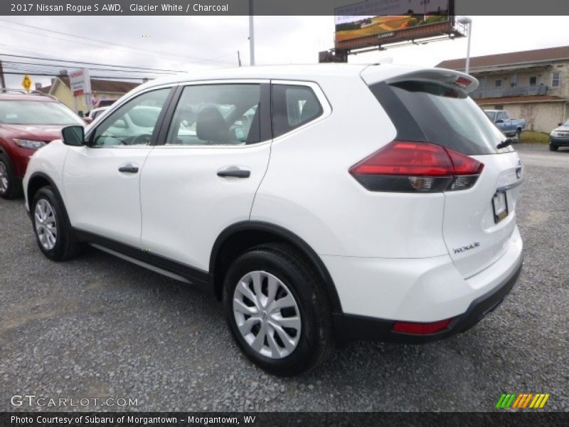 Glacier White / Charcoal 2017 Nissan Rogue S AWD