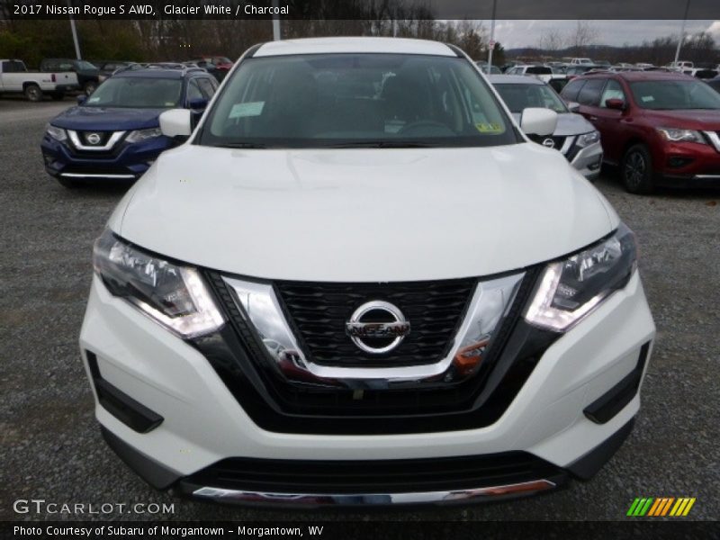 Glacier White / Charcoal 2017 Nissan Rogue S AWD