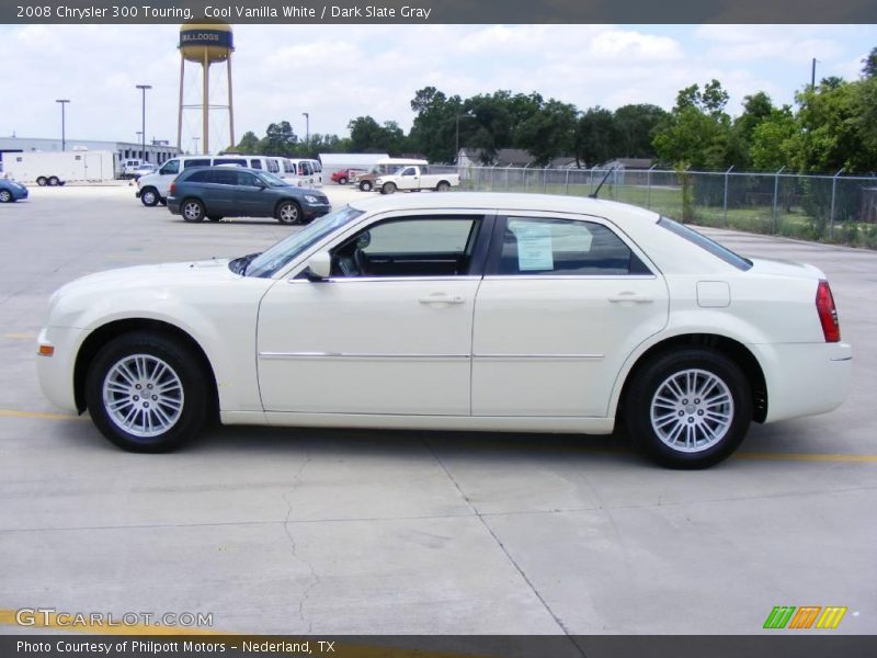 Cool Vanilla White / Dark Slate Gray 2008 Chrysler 300 Touring