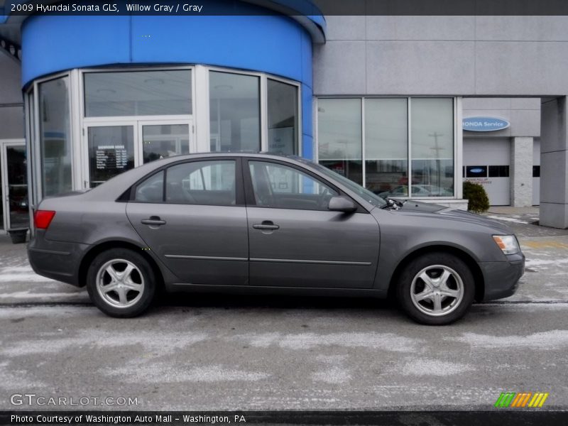 Willow Gray / Gray 2009 Hyundai Sonata GLS
