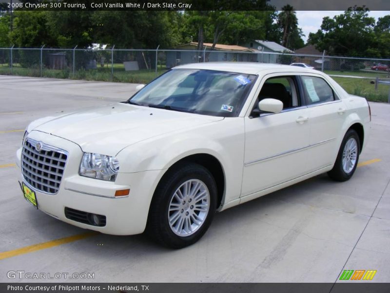 Cool Vanilla White / Dark Slate Gray 2008 Chrysler 300 Touring