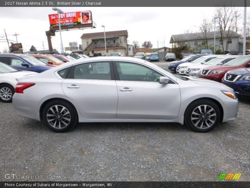 Brilliant Silver / Charcoal 2017 Nissan Altima 2.5 SV