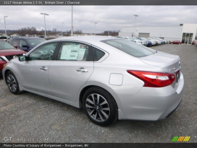 Brilliant Silver / Charcoal 2017 Nissan Altima 2.5 SV