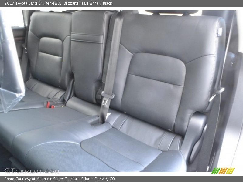 Blizzard Pearl White / Black 2017 Toyota Land Cruiser 4WD