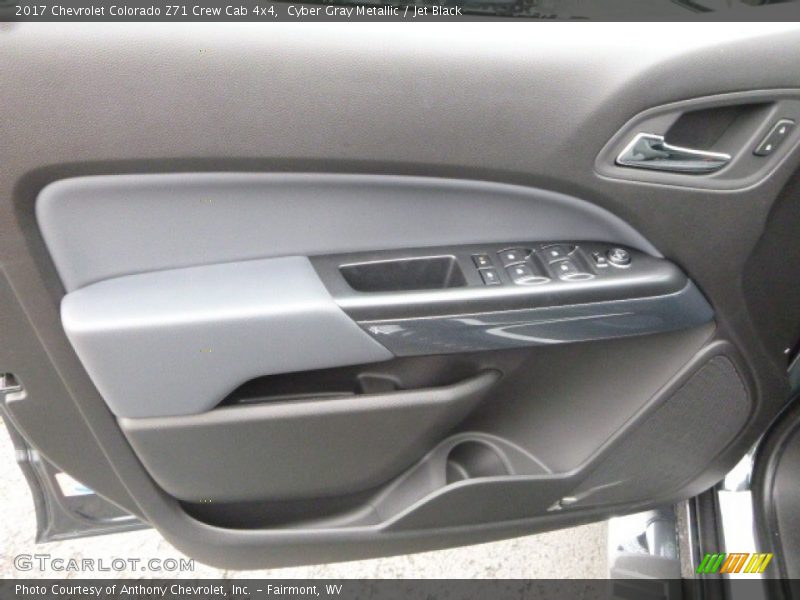 Door Panel of 2017 Colorado Z71 Crew Cab 4x4