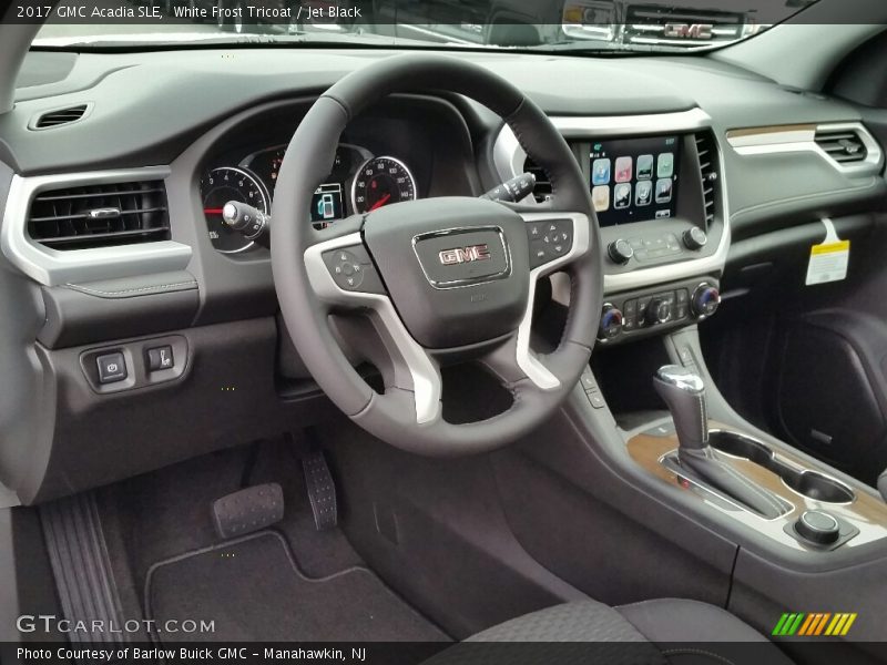 White Frost Tricoat / Jet Black 2017 GMC Acadia SLE