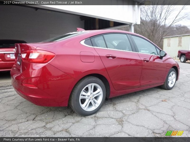 Cajun Red Tintcoat / Jet Black 2017 Chevrolet Cruze LT