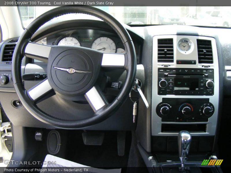 Cool Vanilla White / Dark Slate Gray 2008 Chrysler 300 Touring