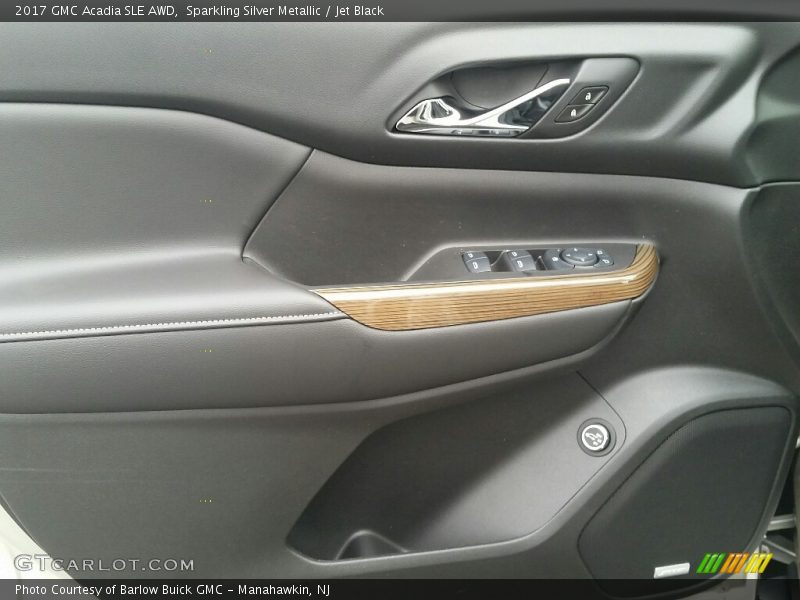 Sparkling Silver Metallic / Jet Black 2017 GMC Acadia SLE AWD
