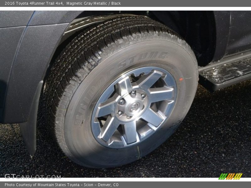 Magnetic Gray Metallic / Black 2016 Toyota 4Runner Trail 4x4