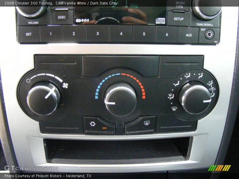 Cool Vanilla White / Dark Slate Gray 2008 Chrysler 300 Touring