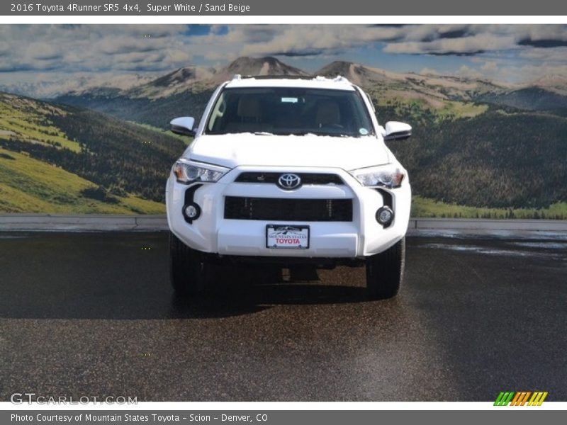 Super White / Sand Beige 2016 Toyota 4Runner SR5 4x4