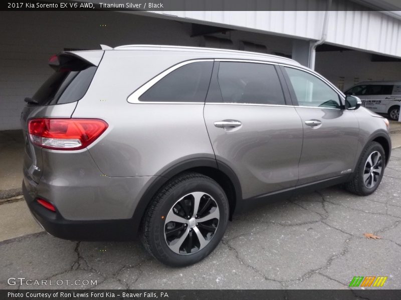 Titanium Silver / Black 2017 Kia Sorento EX V6 AWD