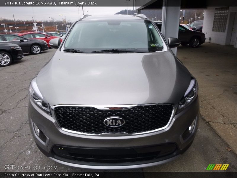 Titanium Silver / Black 2017 Kia Sorento EX V6 AWD