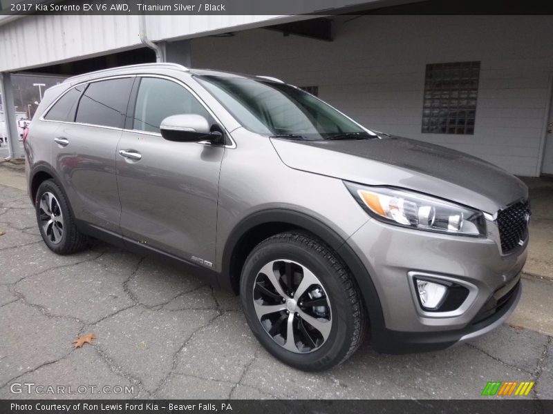 Titanium Silver / Black 2017 Kia Sorento EX V6 AWD