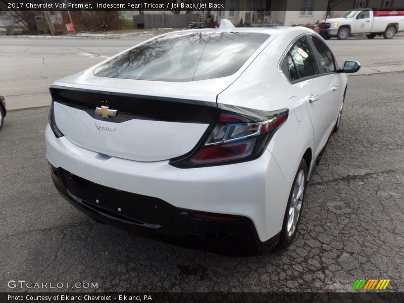 Iridescent Pearl Tricoat / Jet Black/Jet Black 2017 Chevrolet Volt Premier