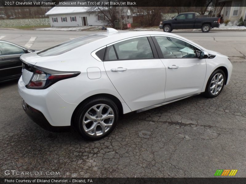 Iridescent Pearl Tricoat / Jet Black/Jet Black 2017 Chevrolet Volt Premier