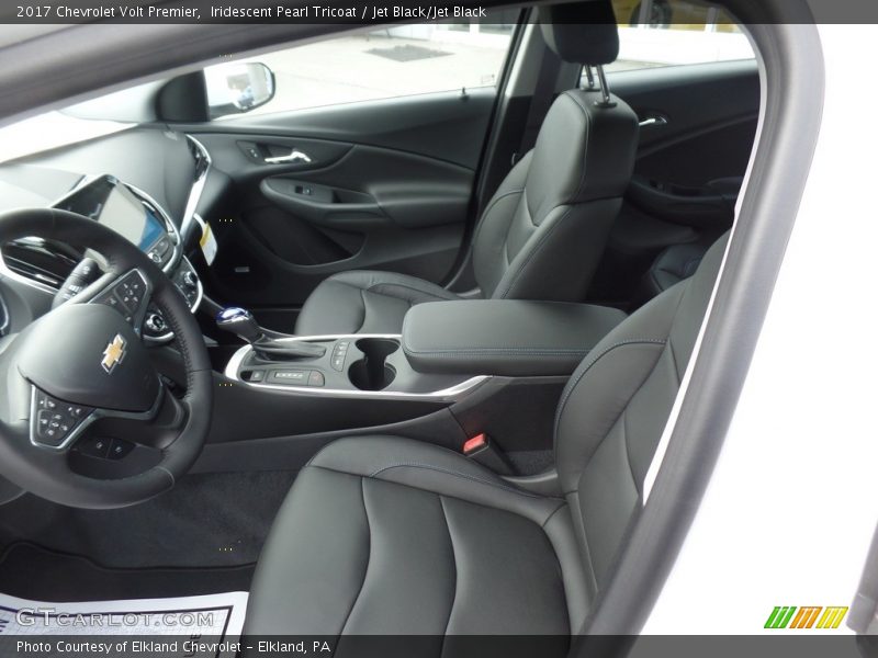 Front Seat of 2017 Volt Premier