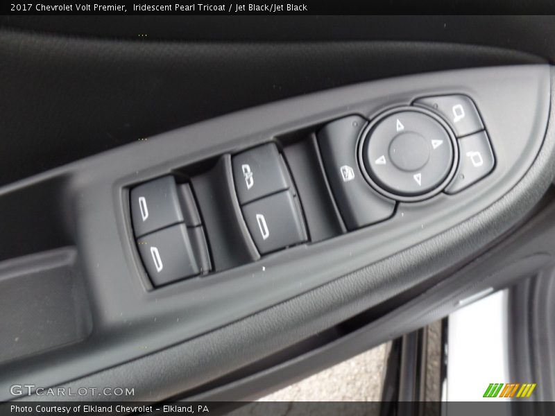 Iridescent Pearl Tricoat / Jet Black/Jet Black 2017 Chevrolet Volt Premier