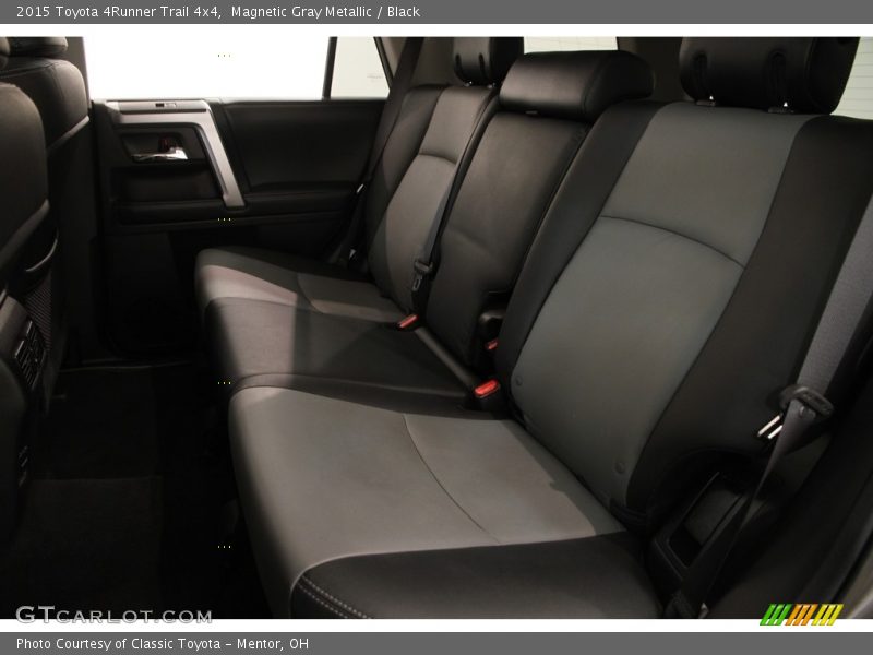 Magnetic Gray Metallic / Black 2015 Toyota 4Runner Trail 4x4
