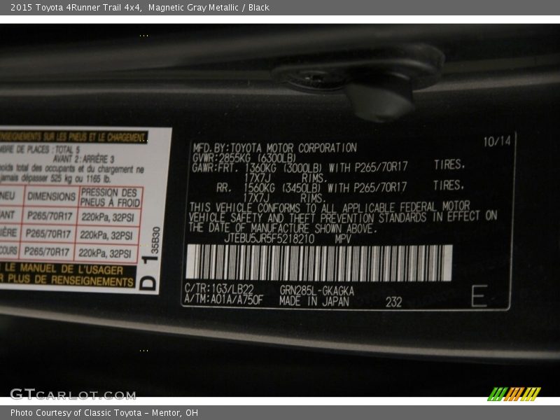 Magnetic Gray Metallic / Black 2015 Toyota 4Runner Trail 4x4