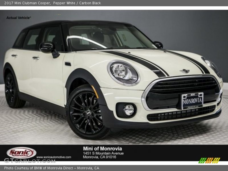 Pepper White / Carbon Black 2017 Mini Clubman Cooper