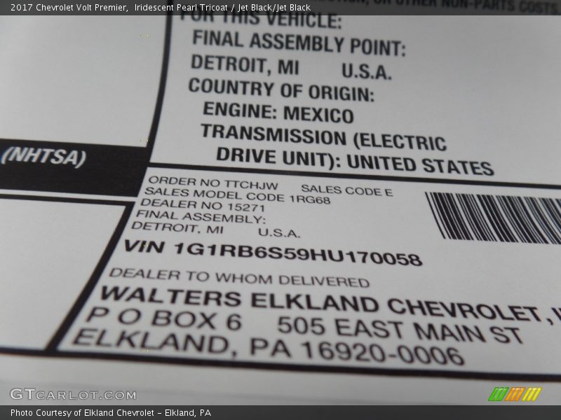 Iridescent Pearl Tricoat / Jet Black/Jet Black 2017 Chevrolet Volt Premier