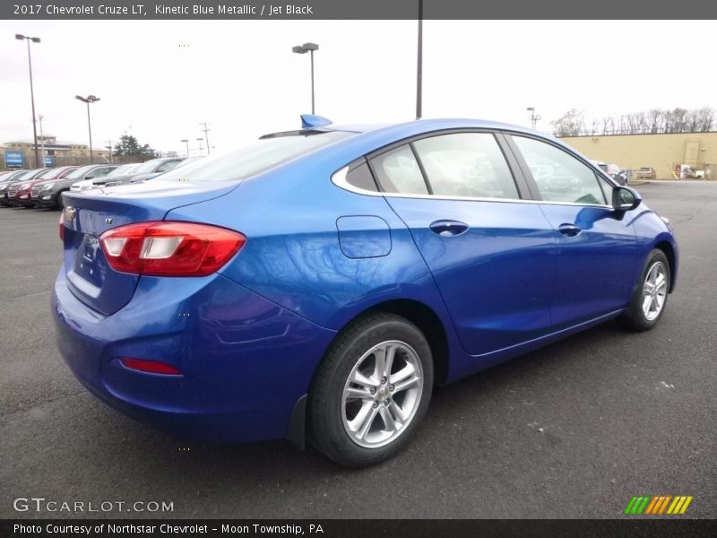 Kinetic Blue Metallic / Jet Black 2017 Chevrolet Cruze LT