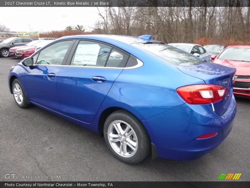 Kinetic Blue Metallic / Jet Black 2017 Chevrolet Cruze LT