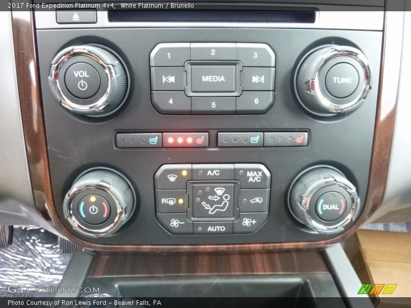 Controls of 2017 Expedition Platinum 4x4