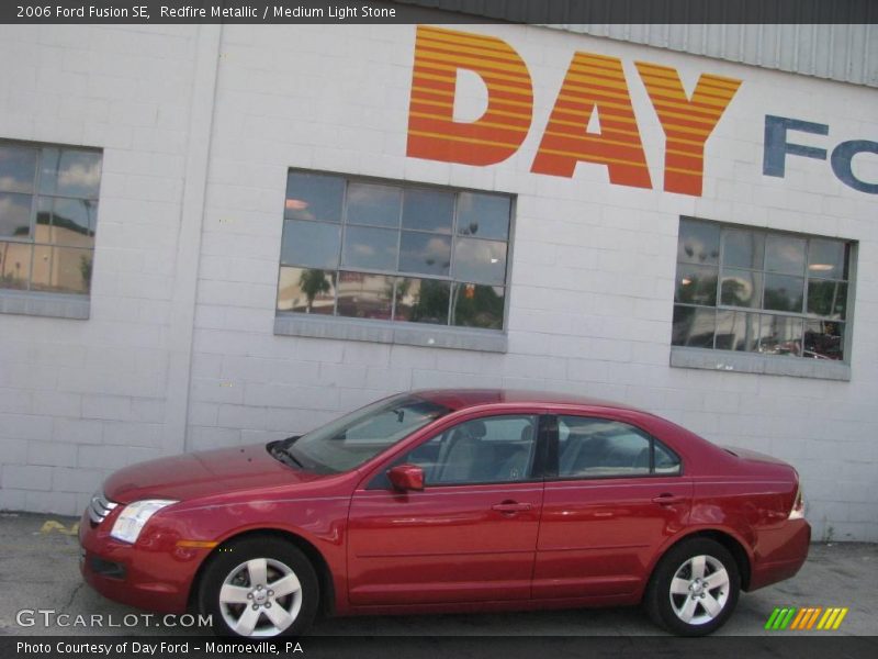 Redfire Metallic / Medium Light Stone 2006 Ford Fusion SE