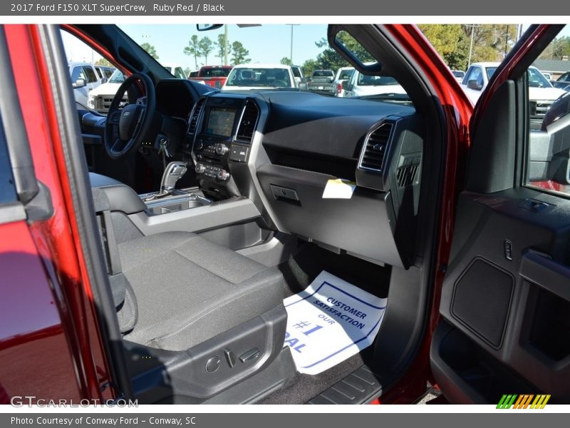 Ruby Red / Black 2017 Ford F150 XLT SuperCrew