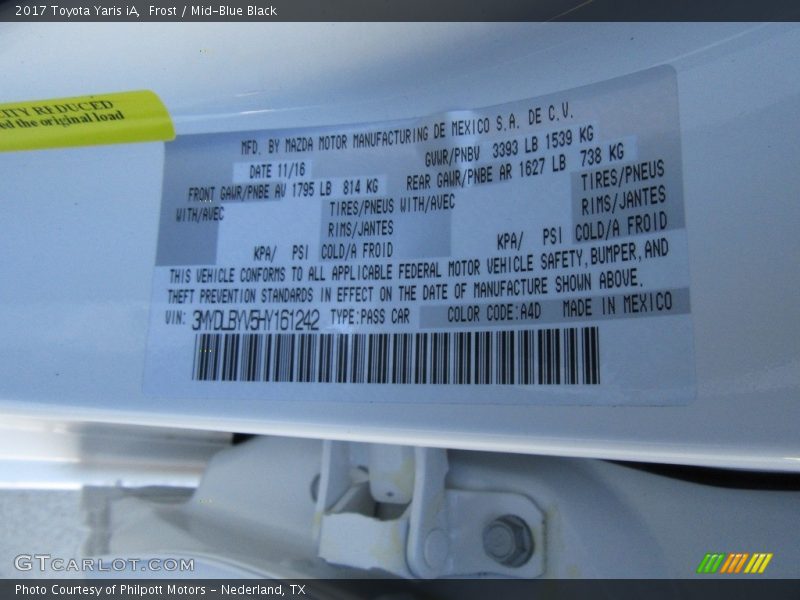 Frost / Mid-Blue Black 2017 Toyota Yaris iA