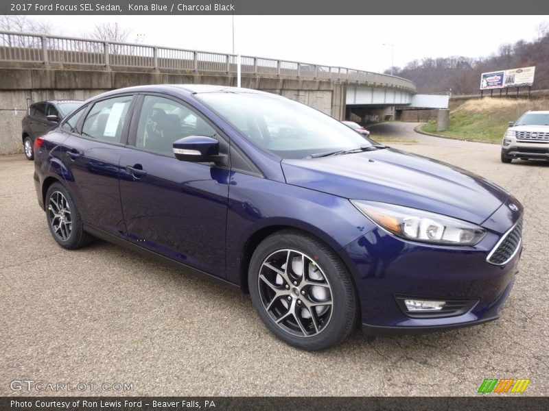 Front 3/4 View of 2017 Focus SEL Sedan