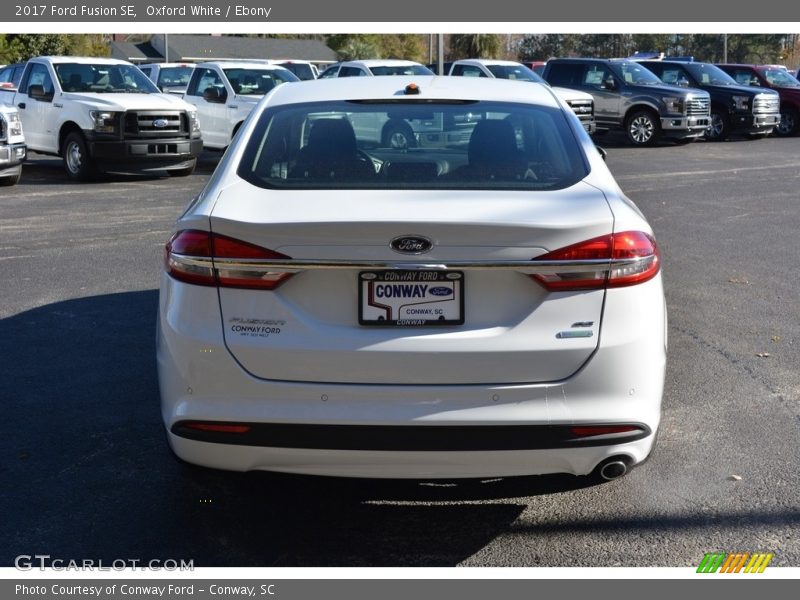 Oxford White / Ebony 2017 Ford Fusion SE