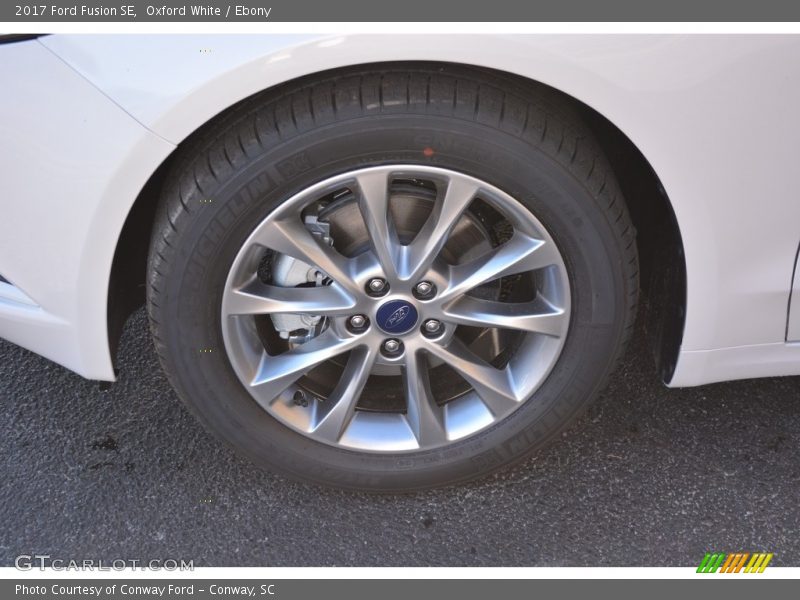 Oxford White / Ebony 2017 Ford Fusion SE
