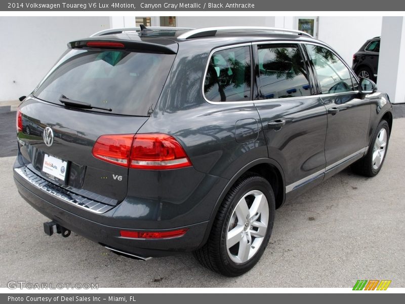 Canyon Gray Metallic / Black Anthracite 2014 Volkswagen Touareg V6 Lux 4Motion