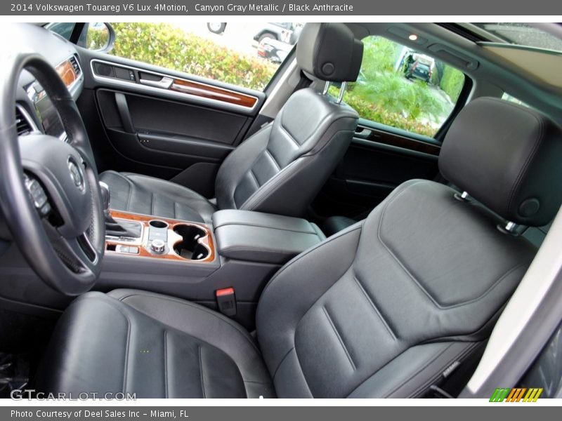 Canyon Gray Metallic / Black Anthracite 2014 Volkswagen Touareg V6 Lux 4Motion