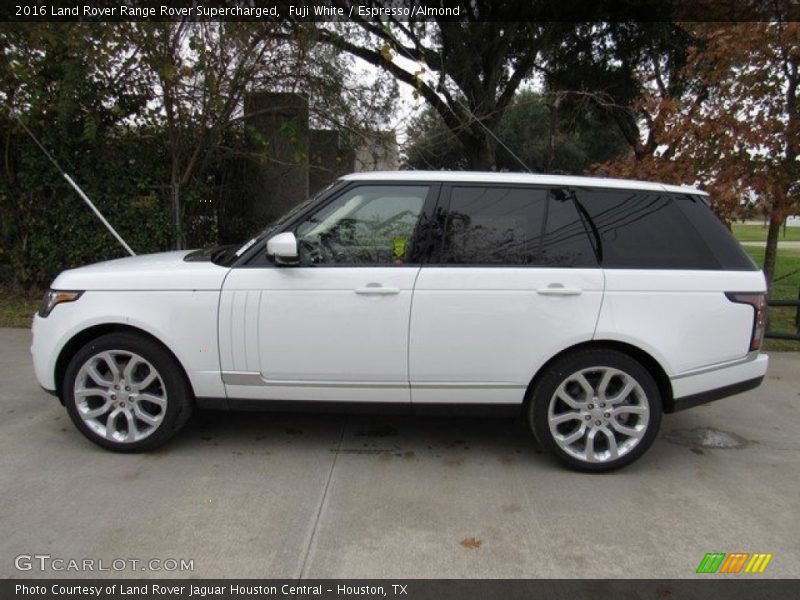 Fuji White / Espresso/Almond 2016 Land Rover Range Rover Supercharged