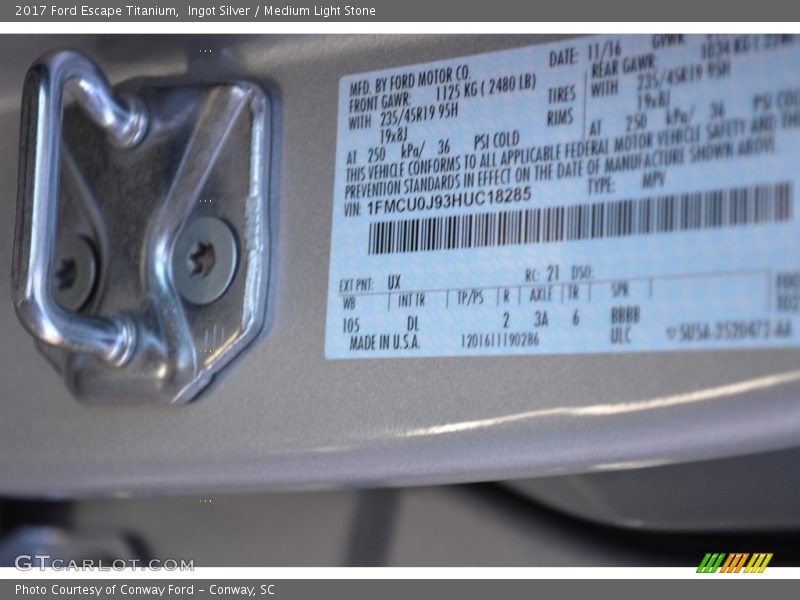Ingot Silver / Medium Light Stone 2017 Ford Escape Titanium