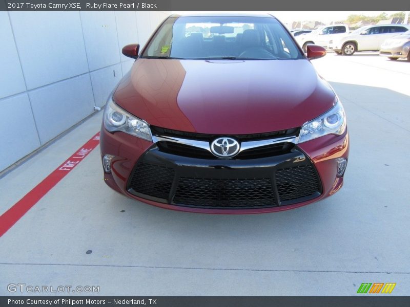 Ruby Flare Pearl / Black 2017 Toyota Camry XSE