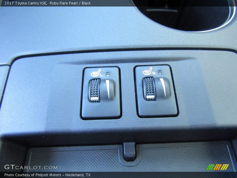 Ruby Flare Pearl / Black 2017 Toyota Camry XSE