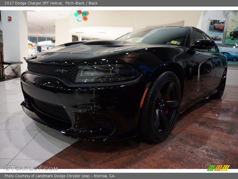 Pitch-Black / Black 2017 Dodge Charger SRT Hellcat