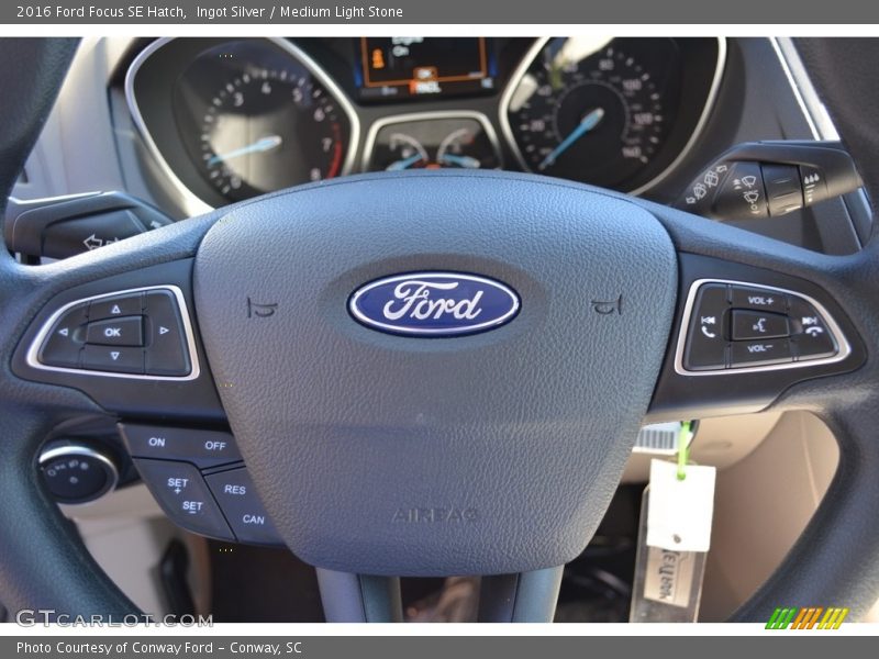 Ingot Silver / Medium Light Stone 2016 Ford Focus SE Hatch