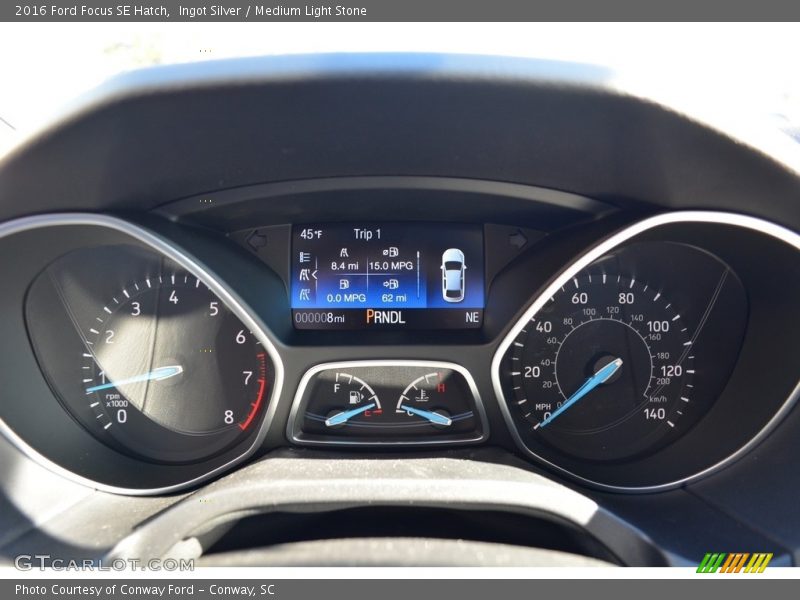 Ingot Silver / Medium Light Stone 2016 Ford Focus SE Hatch