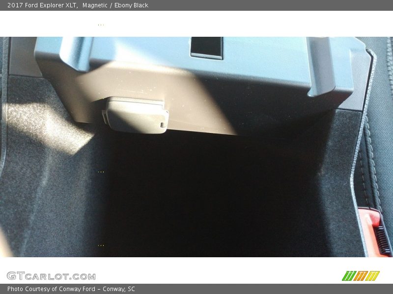 Magnetic / Ebony Black 2017 Ford Explorer XLT