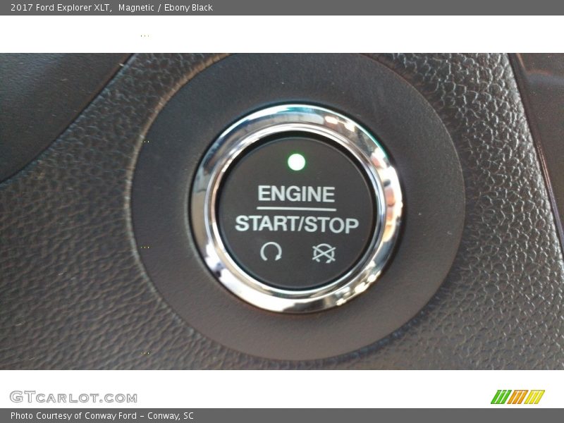 Magnetic / Ebony Black 2017 Ford Explorer XLT