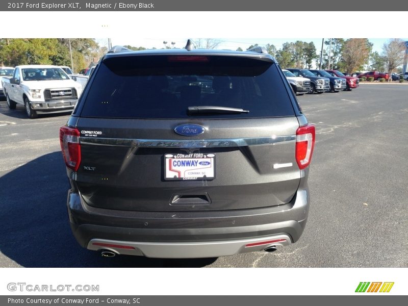 Magnetic / Ebony Black 2017 Ford Explorer XLT